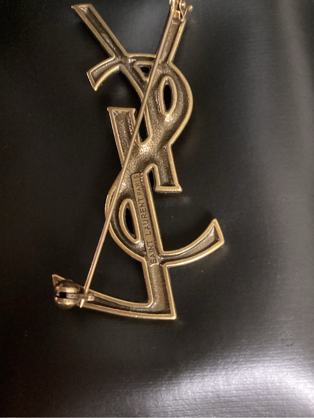 Yves Saint Laurent Textured Gold Logo Brooch - Picture 4 of 5